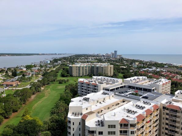 2 Oceans West Blvd APT 1703