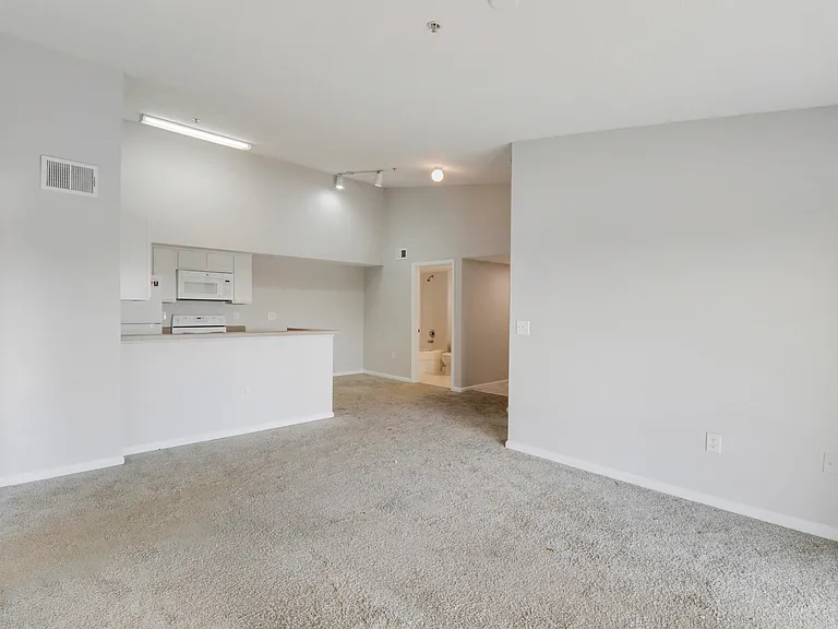 141 SW Palm Dr #306 — Photo 32