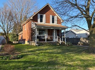 512 18th St E, Owen Sound, ON N4K2A7