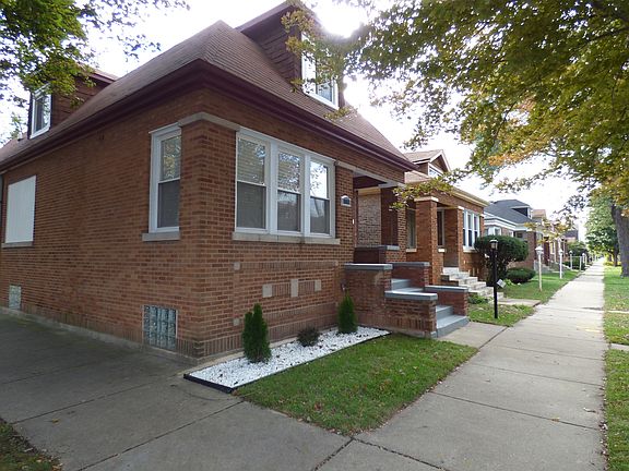 3rd image of 8001 S Dorchester Ave