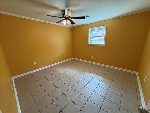 511 E Genie St — Photo 9