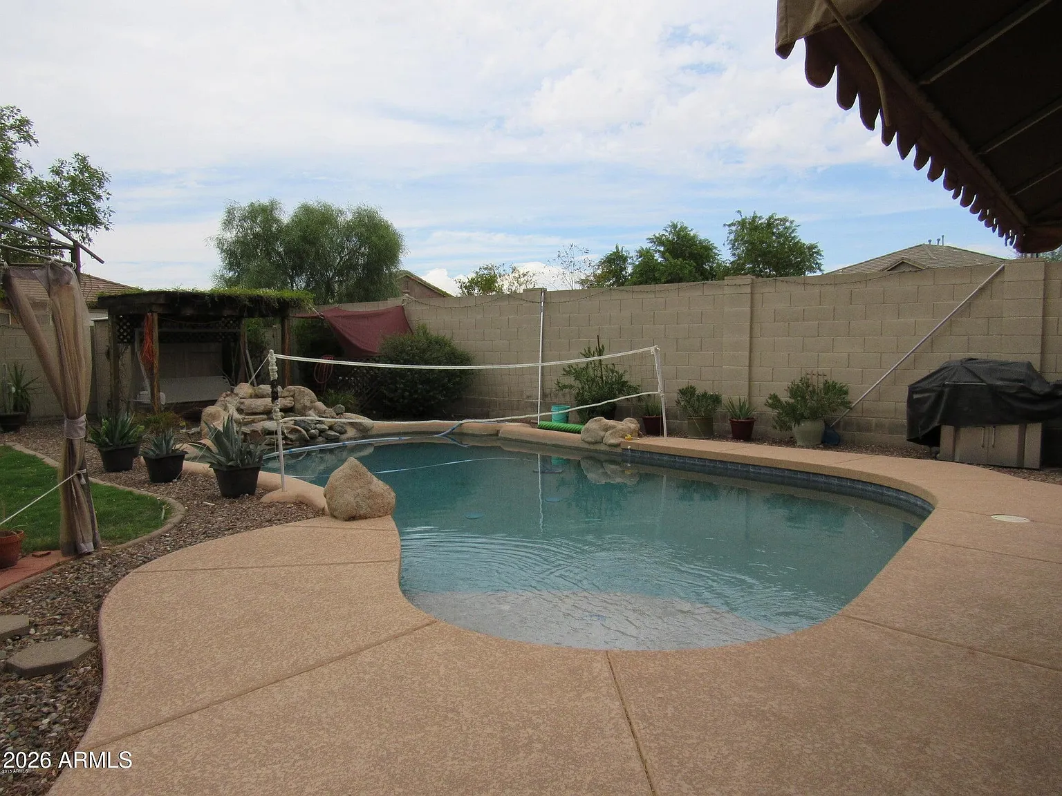 3 bed, 2.5 bath, 2180 sqft, $2,700 — Photo 2