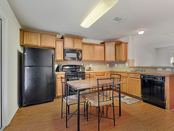 5th image of 39122 Prairie South Dr