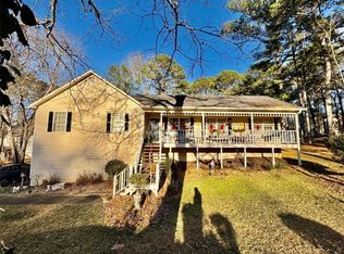 606 Wood Ridge Dr, Woodstock, GA 30189