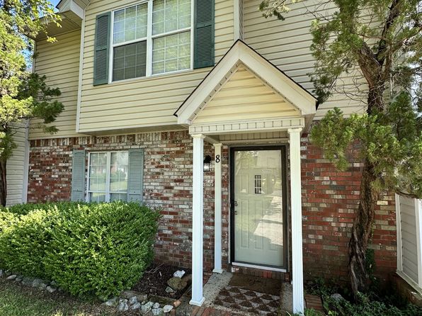 8 E Chadwick Cir #1