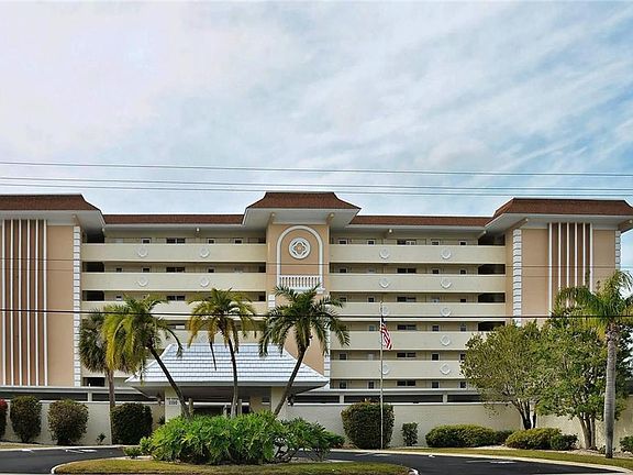 3rd image of 1150 Tarpon Center Dr #3-C