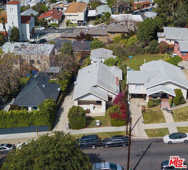 1st image of 1621 Edgecliffe Dr