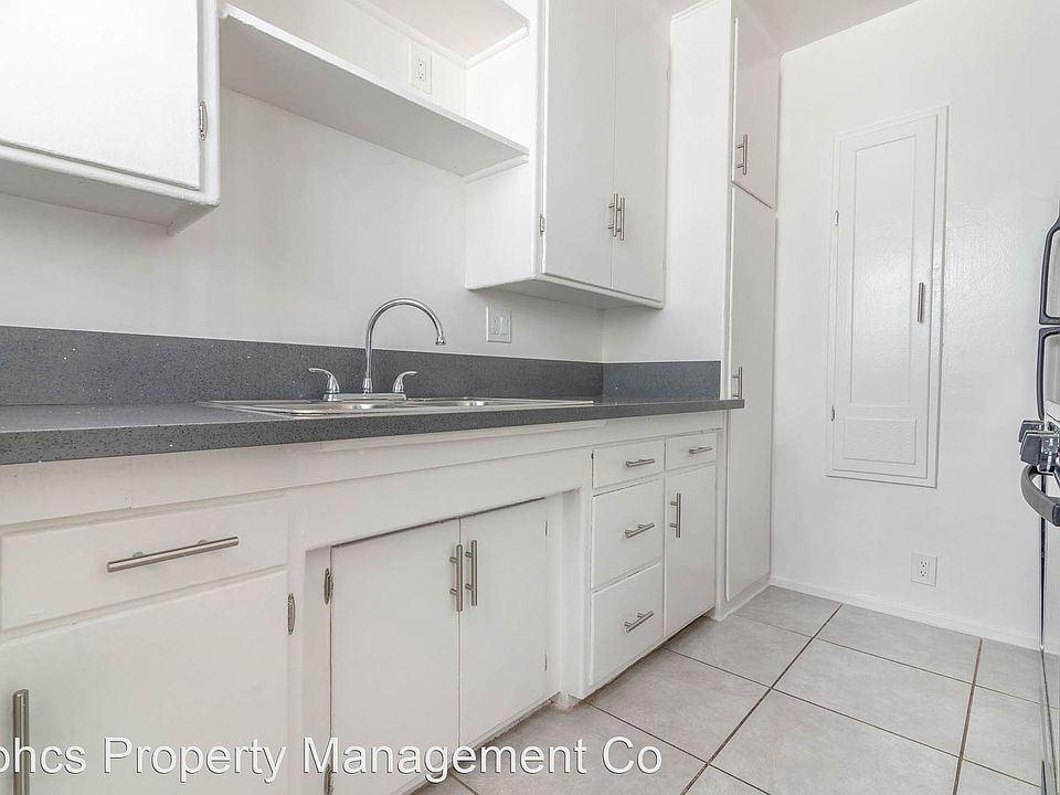 1st image of 2021 1/2 S Sherbourne Dr #7163877