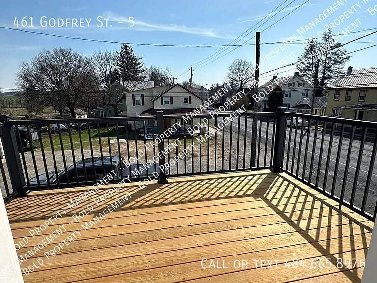 461 Godfrey St #5 — Photo 12