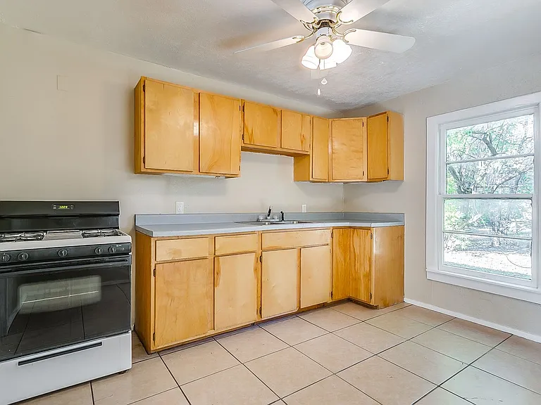 3928 Winfield Ave — Photo 21