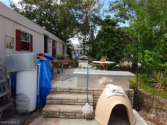 4th image of 5479 Meadowlark Ln