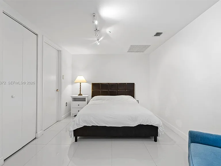495 Brickell Ave #905 — Photo 22