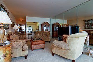 Kitchen / Living Room