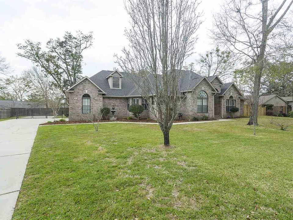 1st image of 25 Blithewood Dr