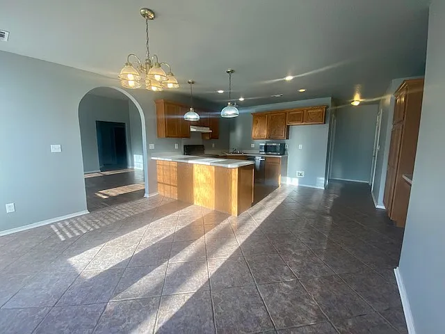 3225 Silverton St — Photo 7