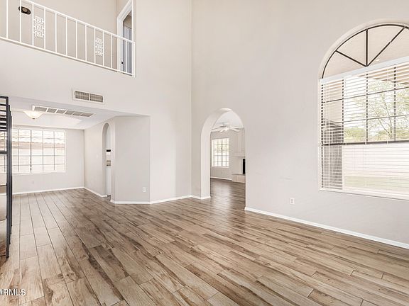 4th image of 1465 E RENEE Drive
