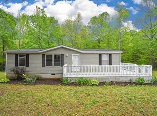 10801 Winterham Rd, Amelia Court House, VA 23002