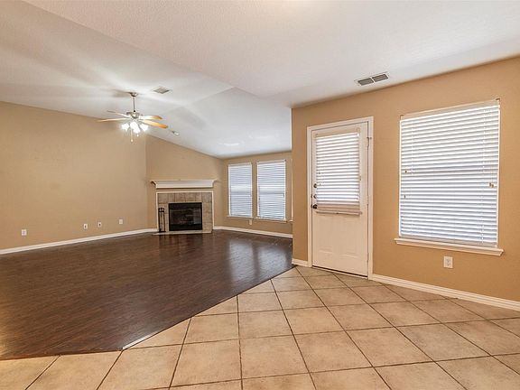 5th image of 2017 Lake Highlands Dr