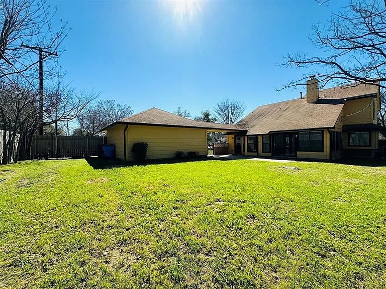 306 Applewood Dr — Photo 20