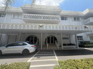100 Edgewater Dr APT 236, Coral Gables, FL 33133