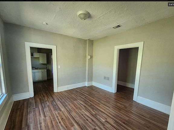 2nd image of 1412 W 5th St
