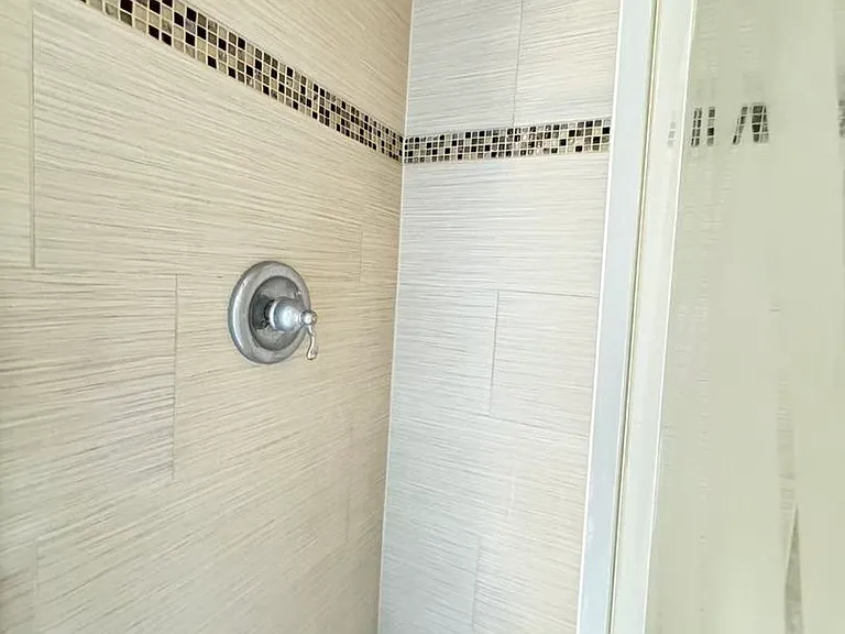 3301 Banford Cir — Photo 22
