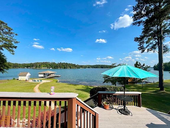2nd image of 149 Island Creek Dr #12