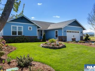 70 Broadmoor St, Sequim, WA 98382