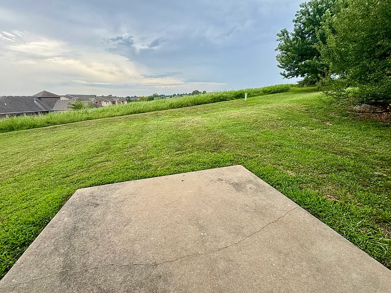 1103 N Missouri Dr — Photo 3