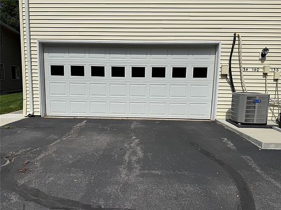 4th image of 140 Milrace Dr