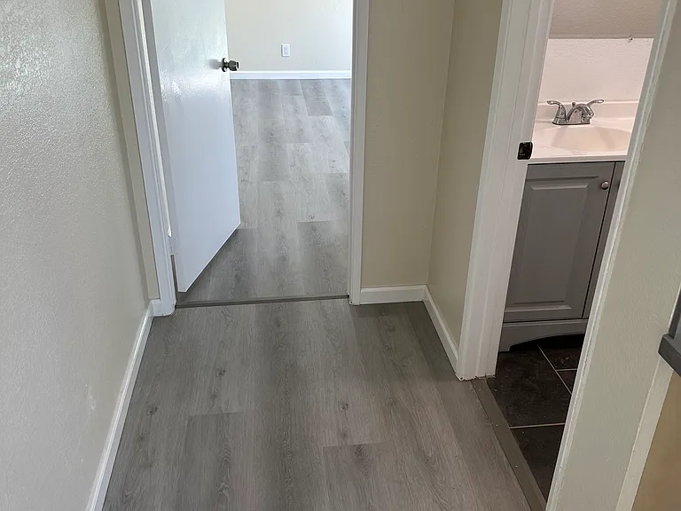 2726 Strathmore Ave #A-L — Photo 10