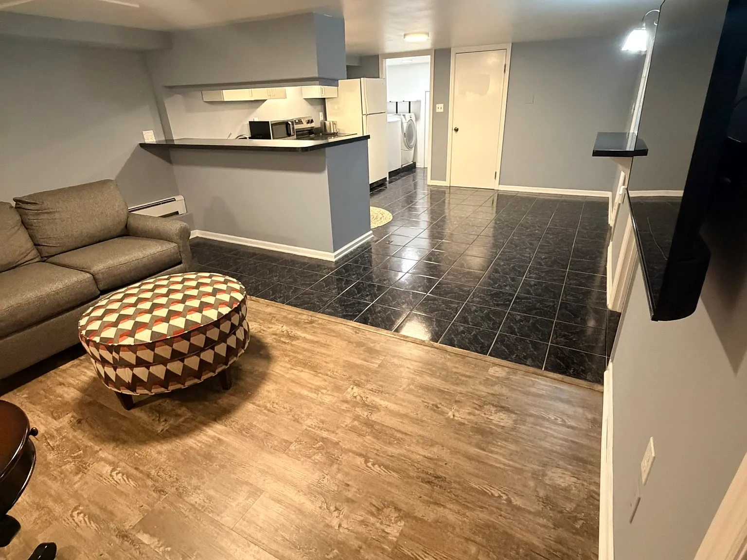 1 bed, 830 sqft, $2,150 — Photo 3