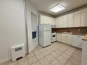428 East 83rd Street, #4F