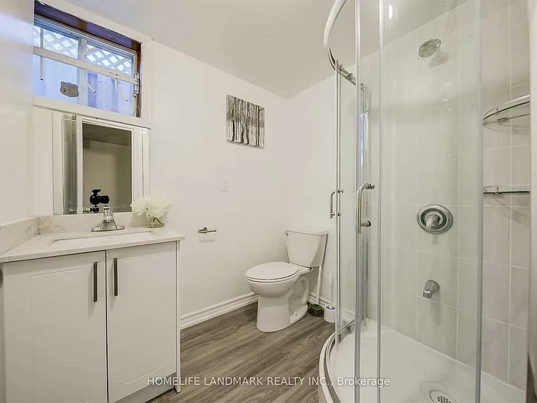 2 Crayford Dr #LOWER — Photo 4
