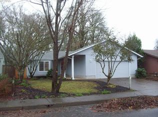 1665 Pritchett Pl, Cottage Grove, OR 97424