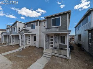 2440 Vanhoutte Vw, Colorado Springs, CO 80915