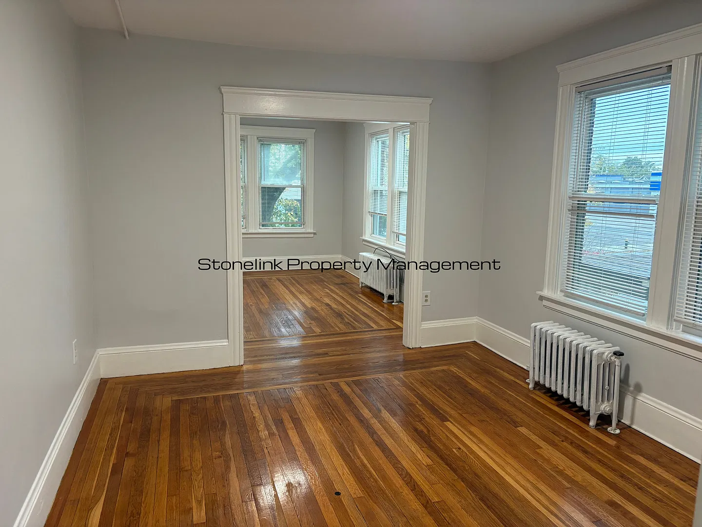 654 Elmwood Avenue — Photo 4