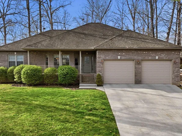 2501 Friar Wood Ln, Sevierville, TN 37876