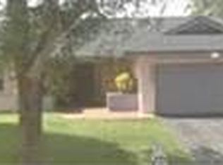 6880 NW 46th Ct, Lauderhill, FL 33319