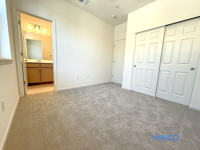 3810 Norbridge Ave — Photo 24