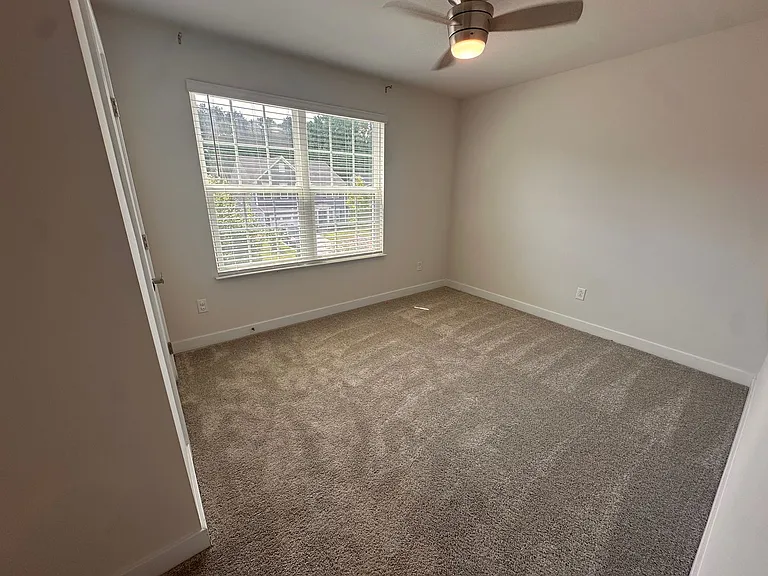 1668 Burtonwood Dr — Photo 8