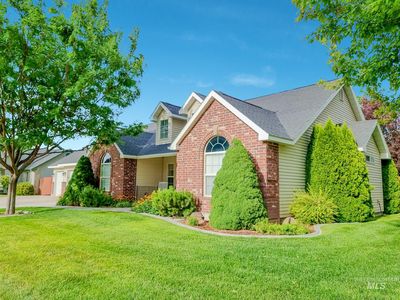 516 Whispering Pine Dr, Twin Falls, ID, 83301