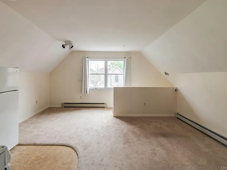 34 Appletree Dr — Photo 4