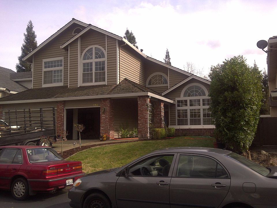 1st image of 2664 Prestwick Dr