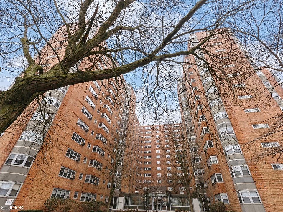1st image of 4970 N Marine Dr APT 327