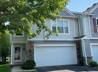 2255 Saint Johns Pl, Woodbury, MN 55129