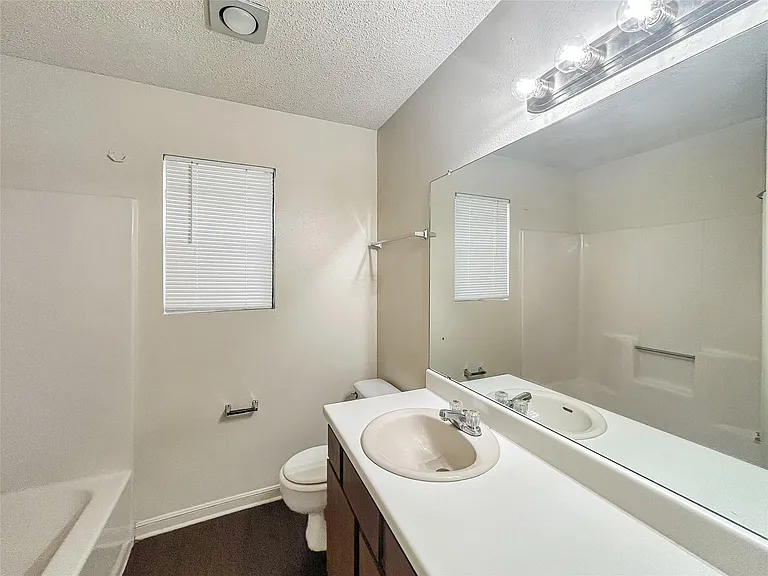 2008 Alex Ave #A — Photo 10