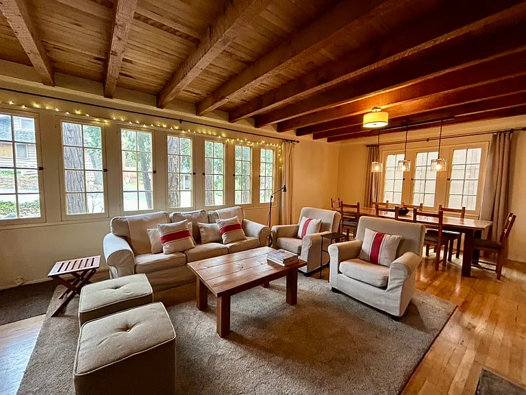 388 Heliotrope Dr — Photo 6