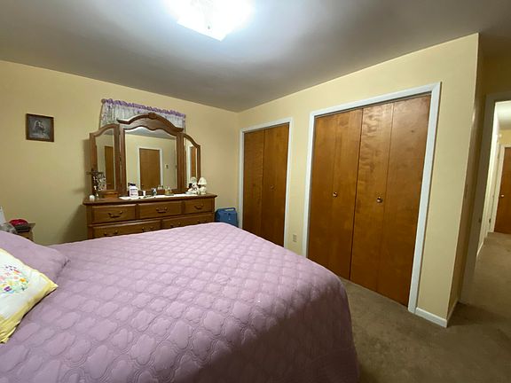 4th image of 404 Hudson Dr