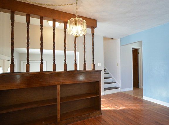 5th image of 1776 Camrose St